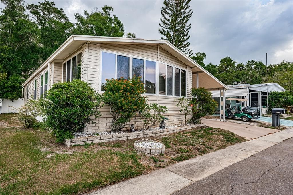29250 US HIGHWAY 19 N UNIT 555 CLEARWATER, FL 33761