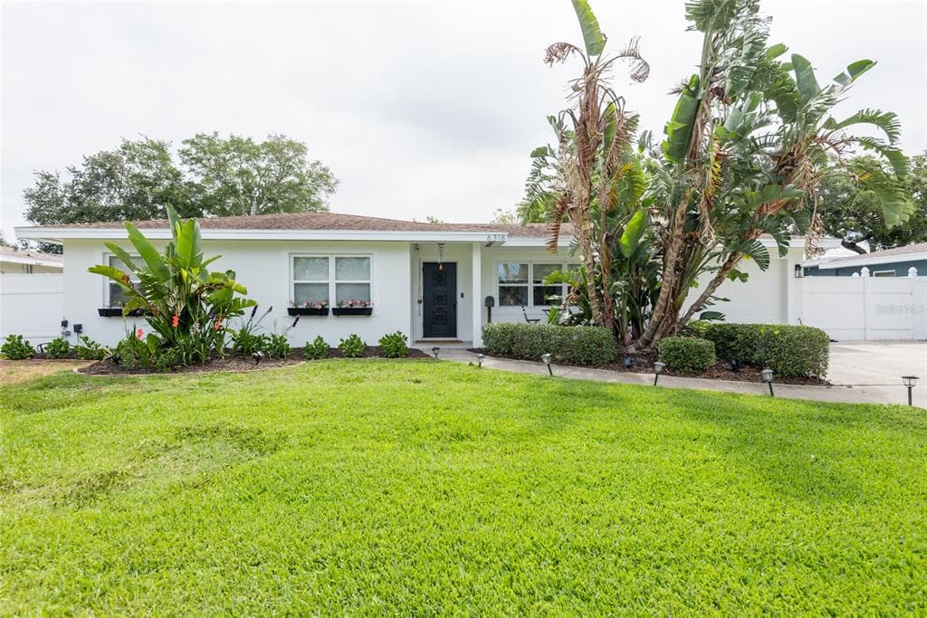 6318 30TH STREET S ST PETERSBURG, FL 33712