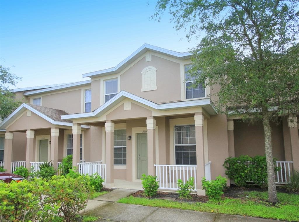 5110 CACTUS NEEDLE LANE WESLEY CHAPEL, FL 33544