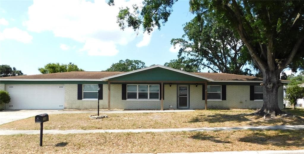 708 PEARL CIRCLE
