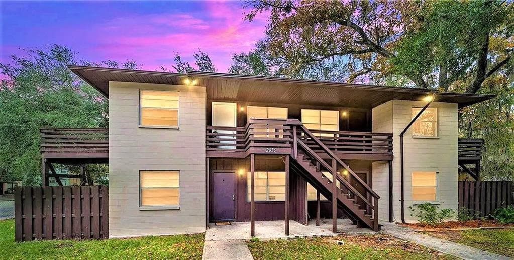 2636 SW 33RD PLACE