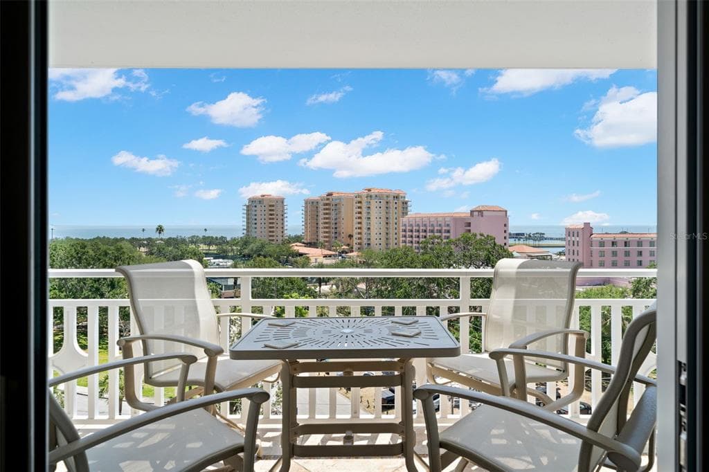 700 BEACH DRIVE NE UNIT 803