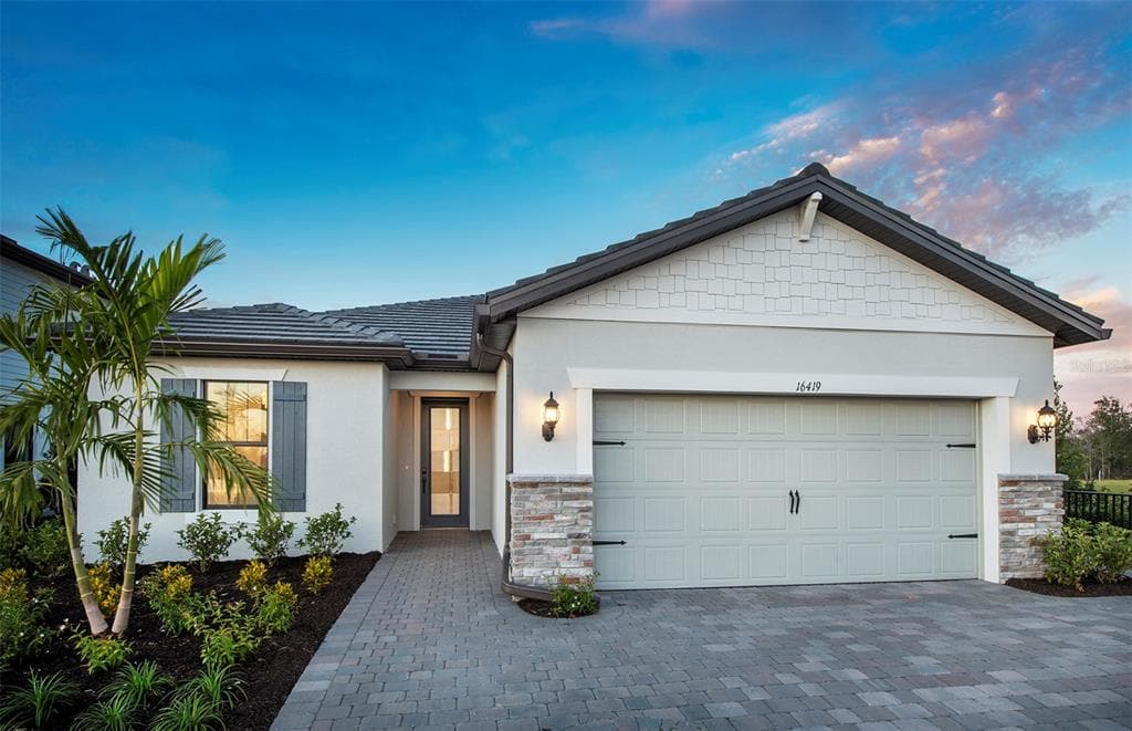 16419 SAPPHIRE POINT DRIVE LAKEWOOD RANCH, FL 34211
