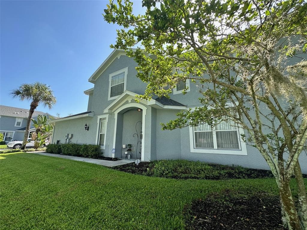 6304 PARKSIDE MEADOW DRIVE TAMPA, FL 33625
