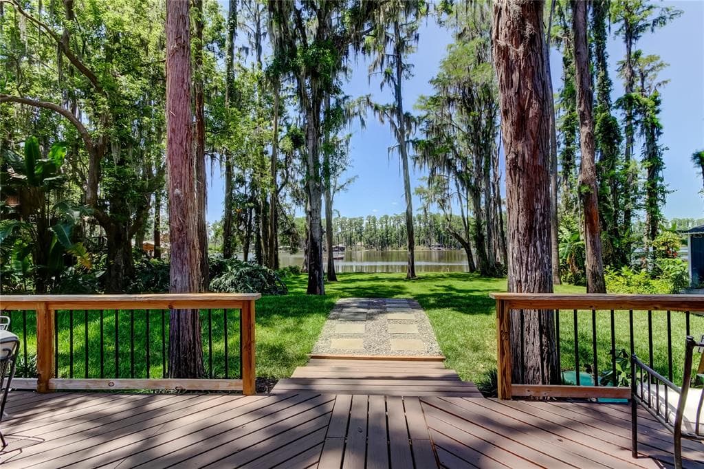 6341 DISCOVERY LANE LAND O LAKES, FL 34638