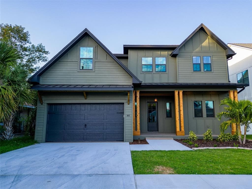 1017 W CHARTER STREET TAMPA, FL 33602
