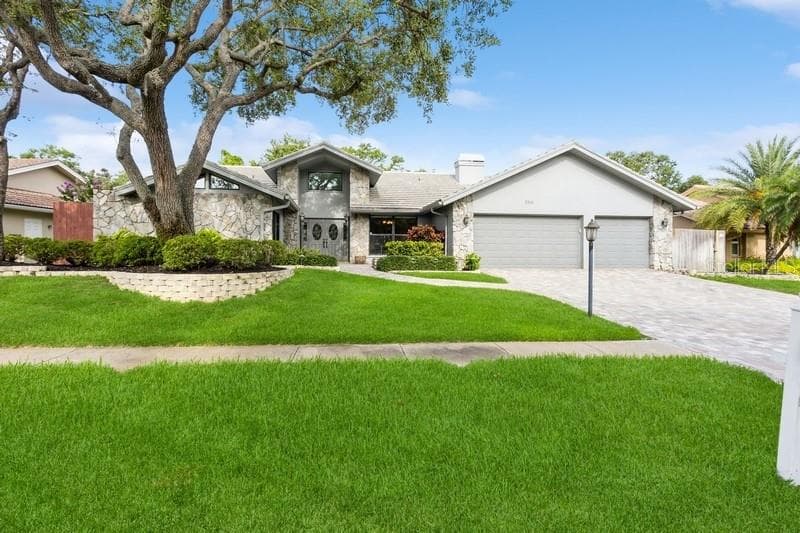3342 WATERFORD DRIVE
