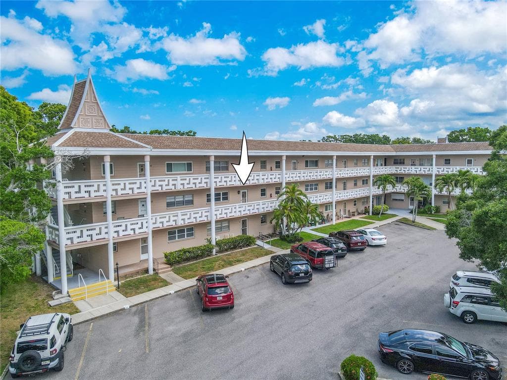 2436 RHODESIAN DRIVE UNIT 24 CLEARWATER, FL 33763