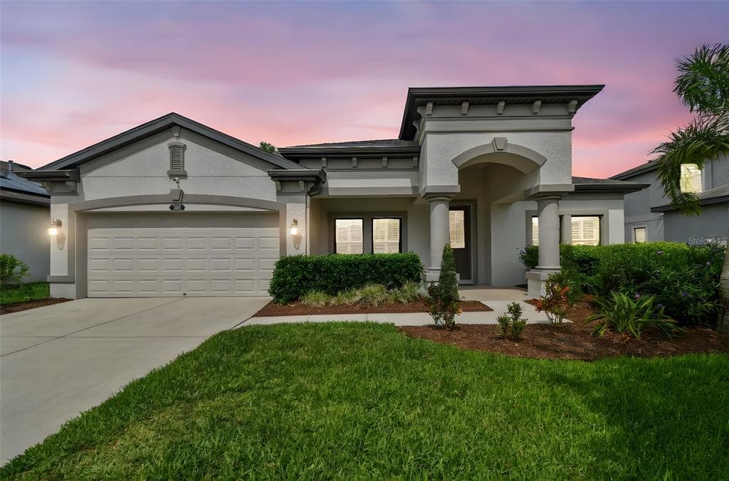 8320 BLUEVINE SKY DRIVE LAND O LAKES, FL 34637