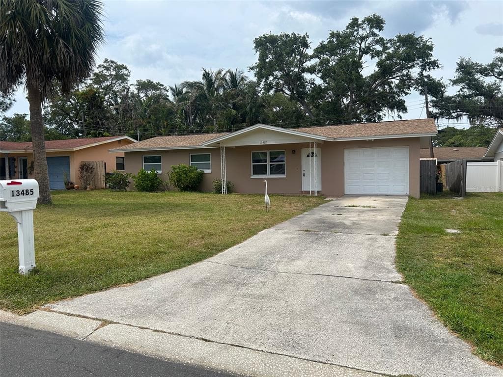 13485 127TH AVENUE LARGO, FL 33774