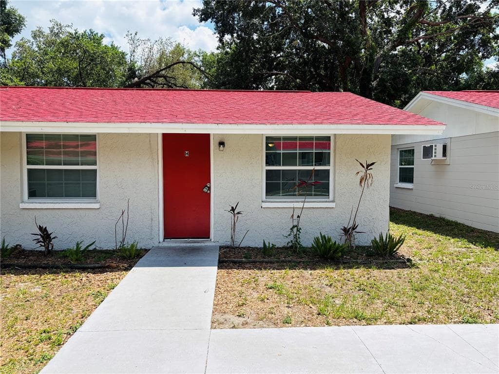 11733 N 12TH STREET UNIT H TAMPA, FL 33612