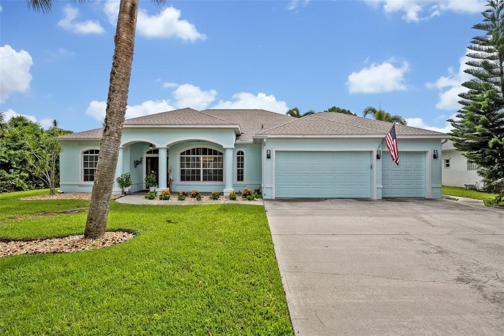 4220 SAVANNAHS TRAIL MERRITT ISLAND, FL 32953