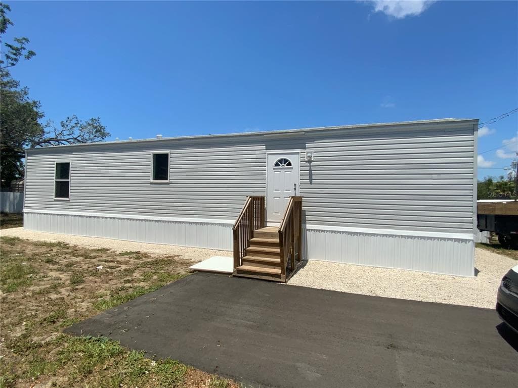 11351 EDISON AVENUE NEW PORT RICHEY, FL 34654