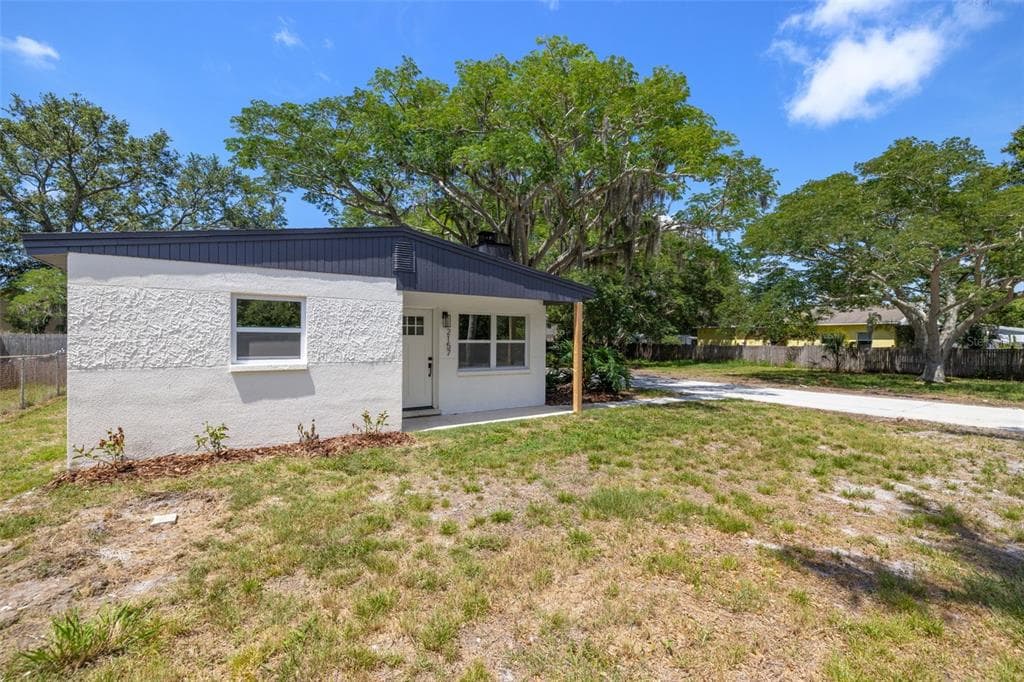 2157 20TH AVENUE SW LARGO, FL 33774