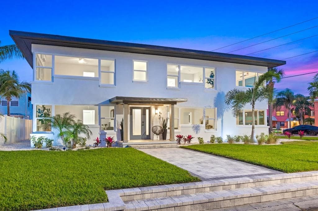 650 70TH AVENUE ST PETE BEACH, FL 33706