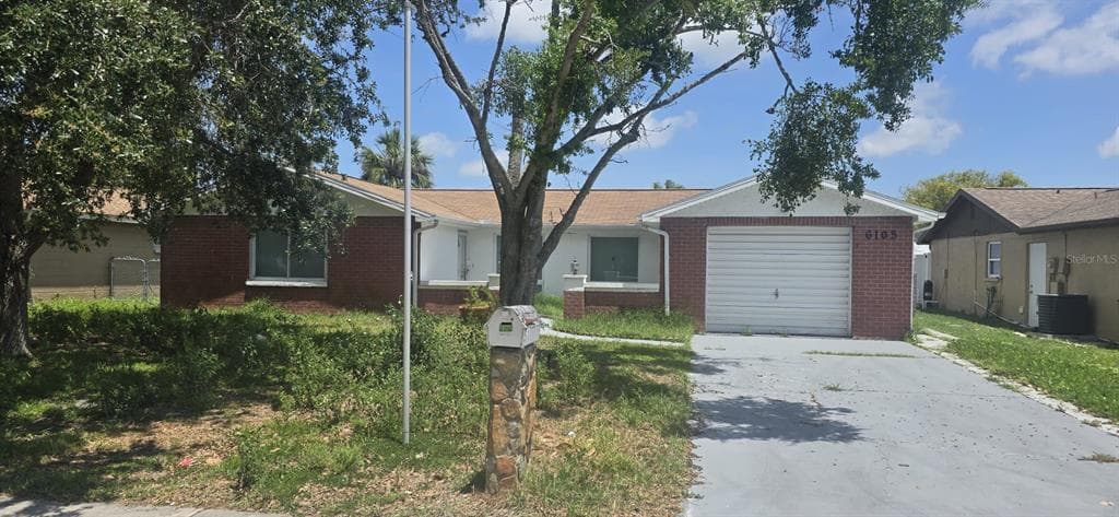 6105 WESTPORT DRIVE PORT RICHEY, FL 34668