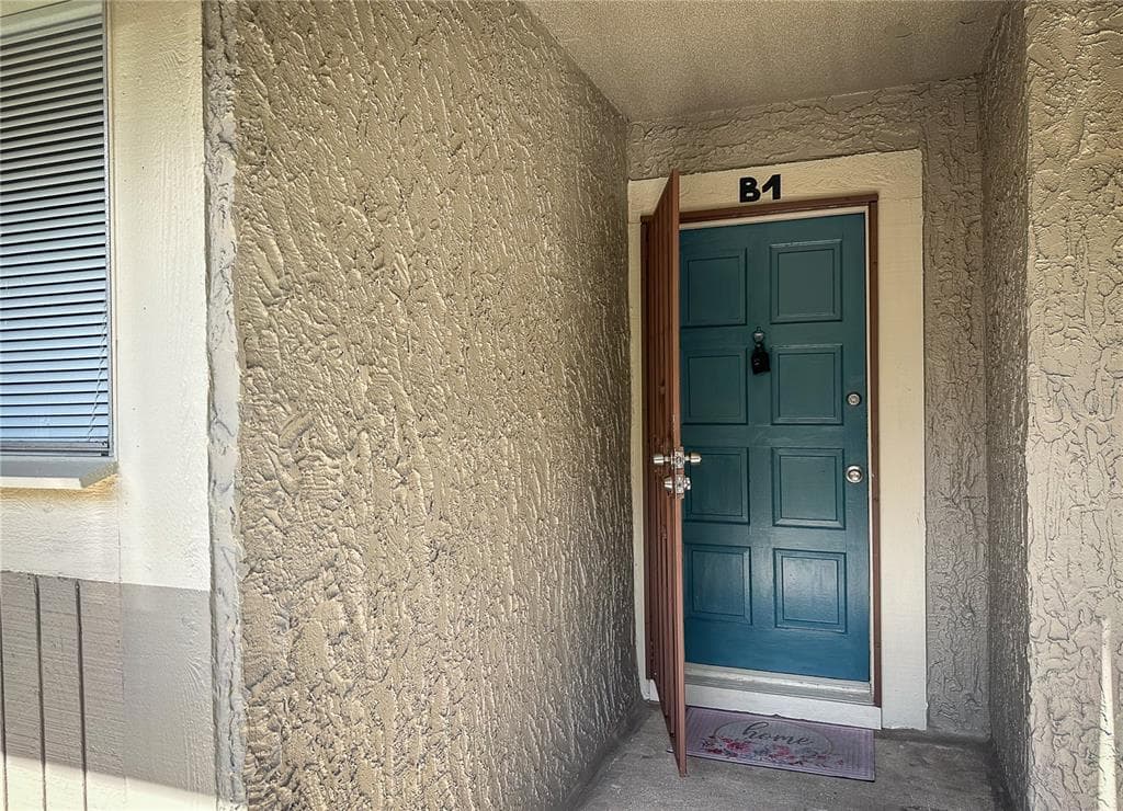6336 NEWTOWN CIRCLE UNIT 36B1