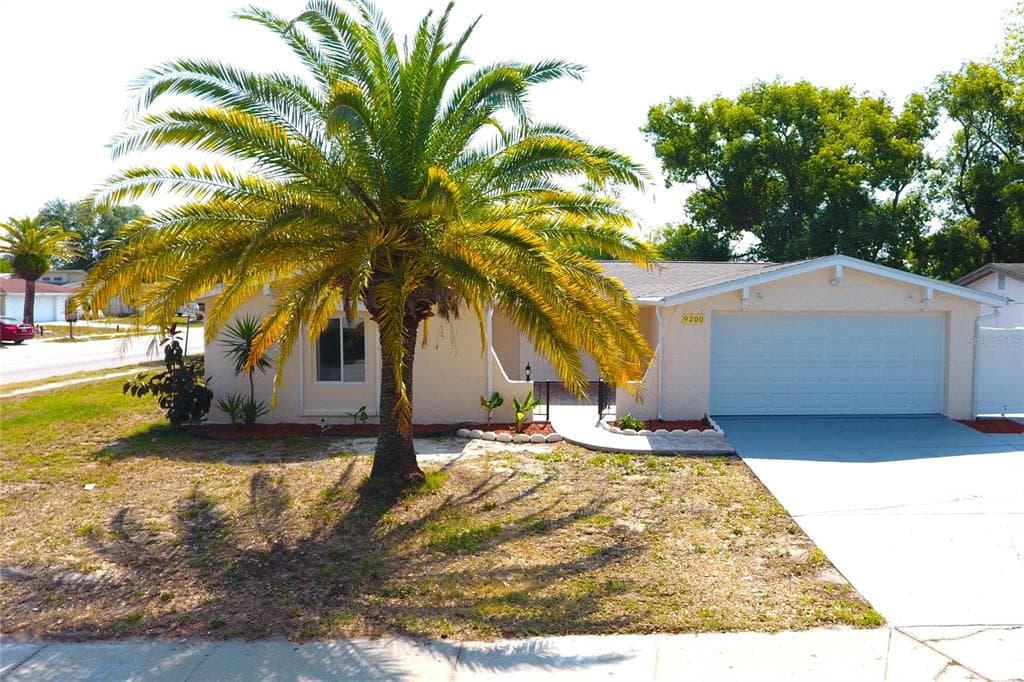 9200 LUNAR LANE PORT RICHEY, FL 34668
