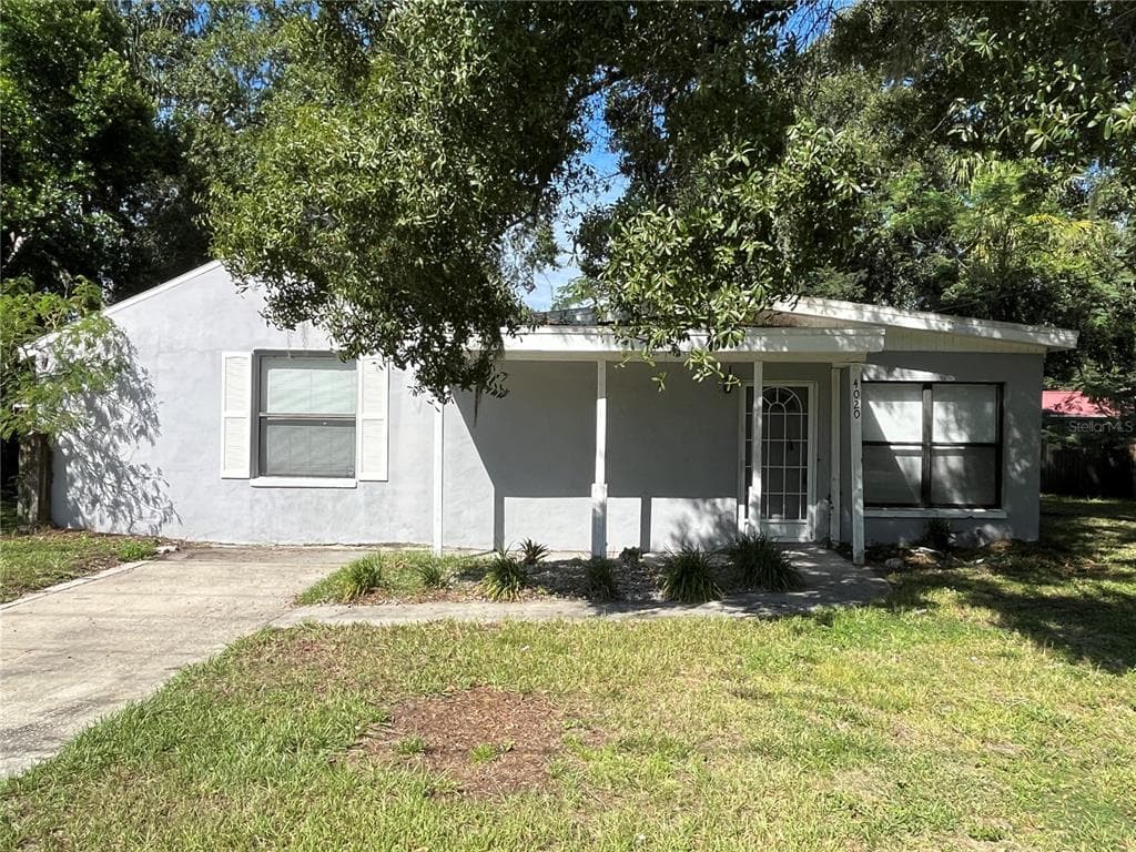 4020 MCLANE DRIVE TAMPA, FL 33610