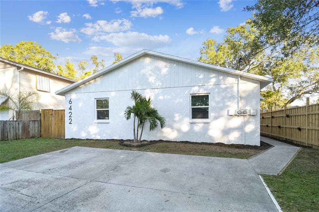 6422 S ADELIA AVENUE TAMPA, FL 33616