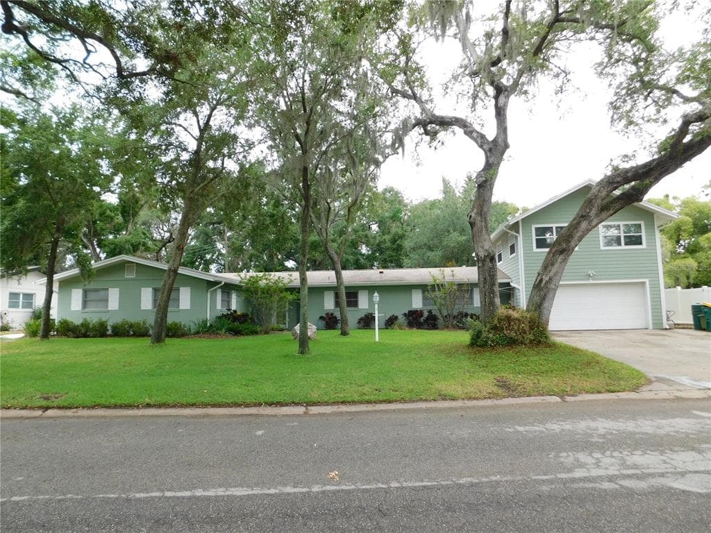 888 FOREST GLEN ROAD