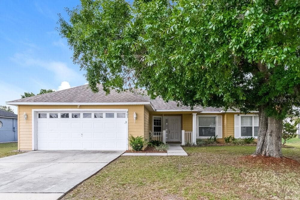 803 HALIFAX DRIVE KISSIMMEE, FL 34758