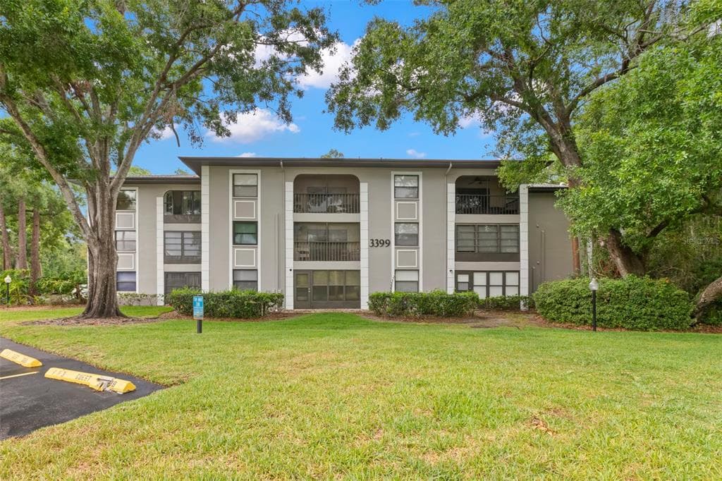 3399 MERMOOR DRIVE UNIT 301 PALM HARBOR, FL 34685