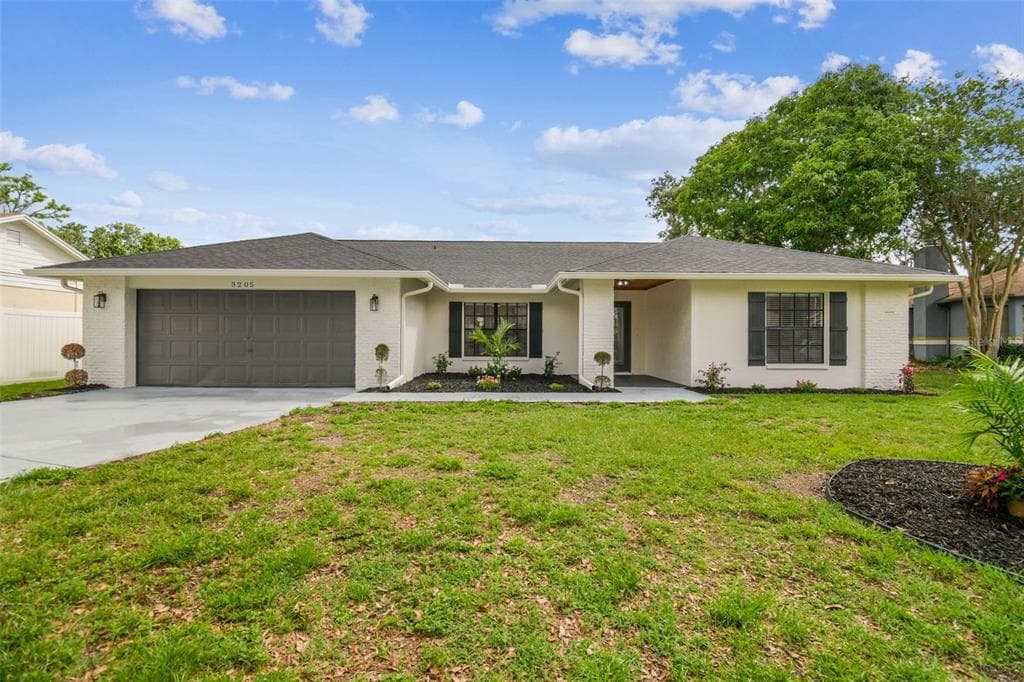 3205 PLEASANT LAKE DRIVE TAMPA, FL 33618