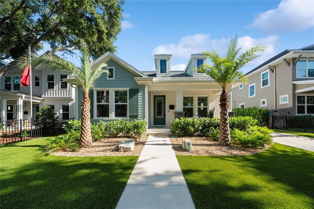 790 36TH AVENUE N ST PETERSBURG, FL 33704