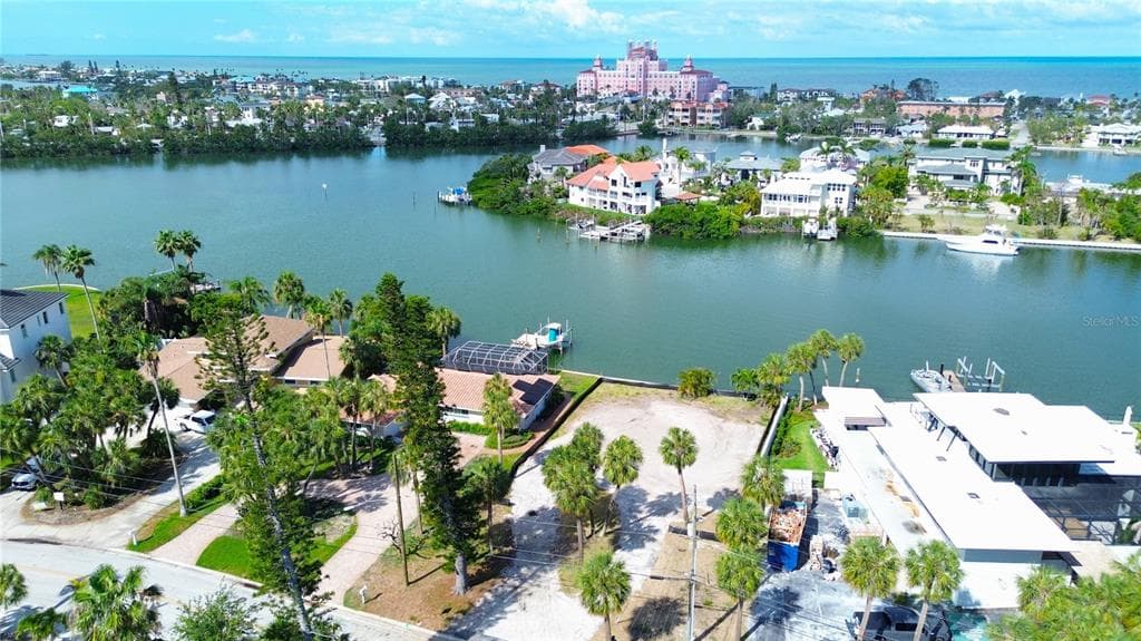 3900 BELLE VISTA DRIVE E ST PETE BEACH, FL 33706