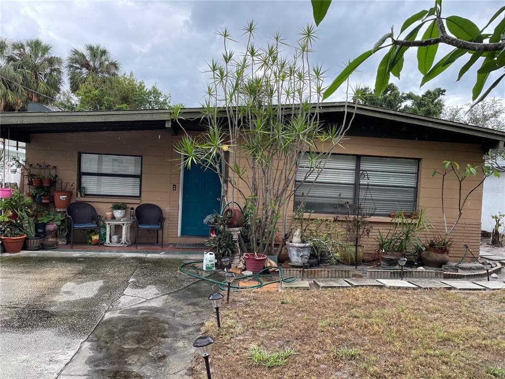 4104 W NORTH B STREET TAMPA, FL 33609