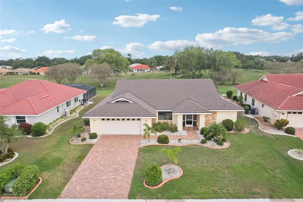 1972 WOLF LAUREL DRIVE SUN CITY CENTER, FL 33573