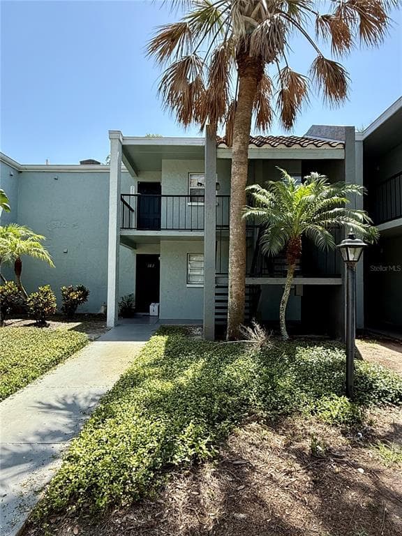 2886 SOMERSET PARK DRIVE UNIT 203 TAMPA, FL 33613