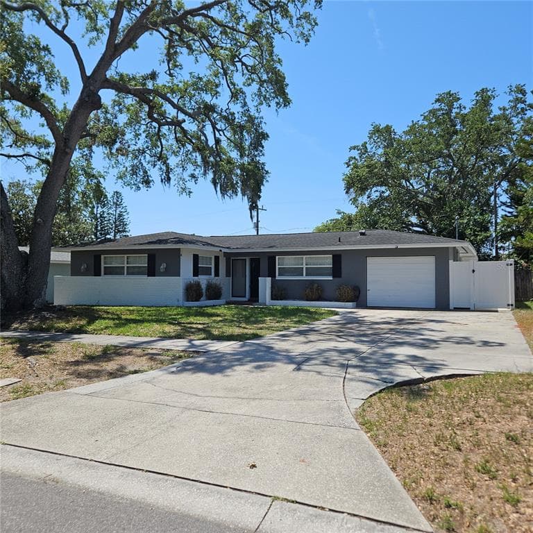 1663 CAMBRIDGE DRIVE