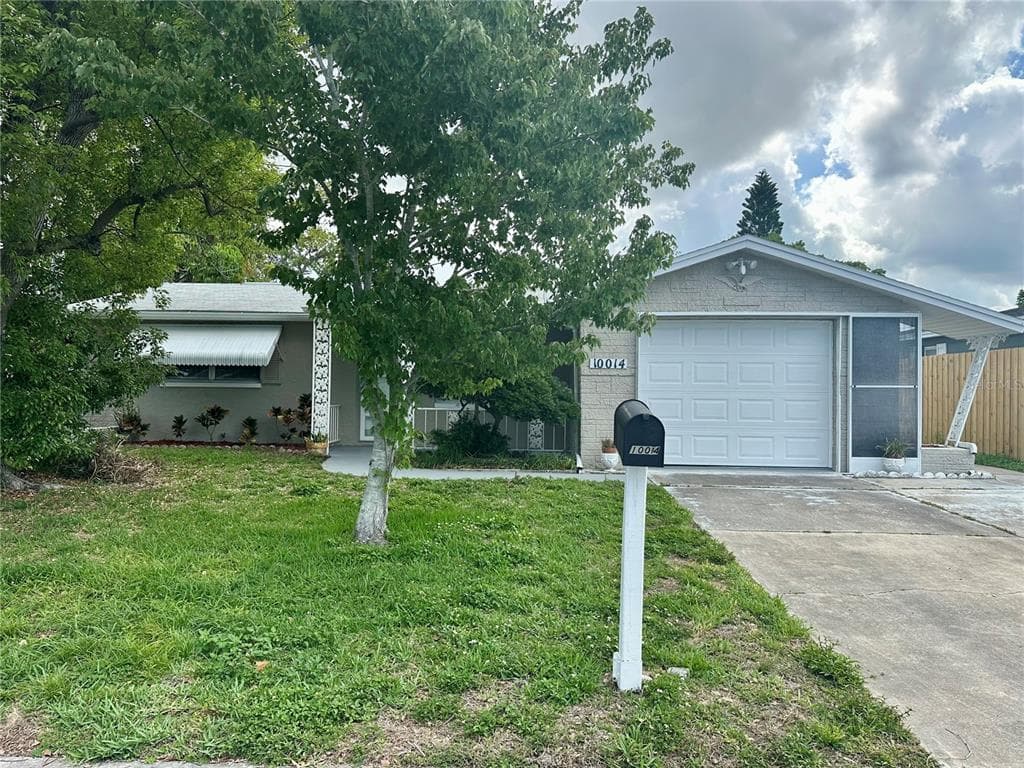 10014 KINGSWOOD LANE PORT RICHEY, FL 34668