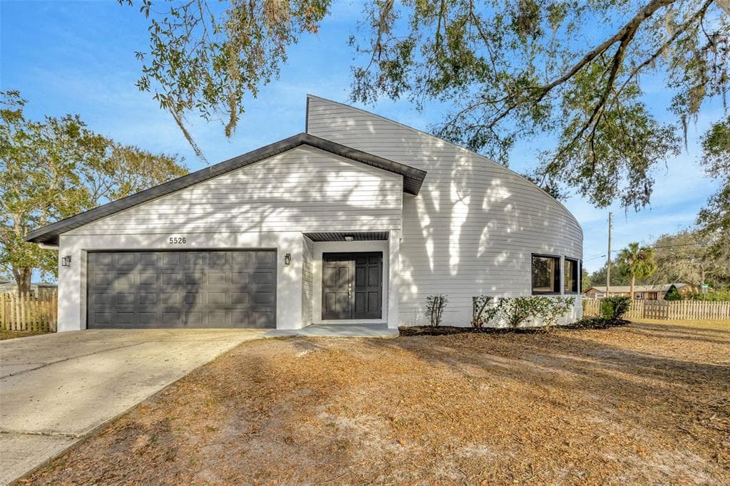 5526 SOUTHERNVIEW DRIVE ZEPHYRHILLS, FL 33541