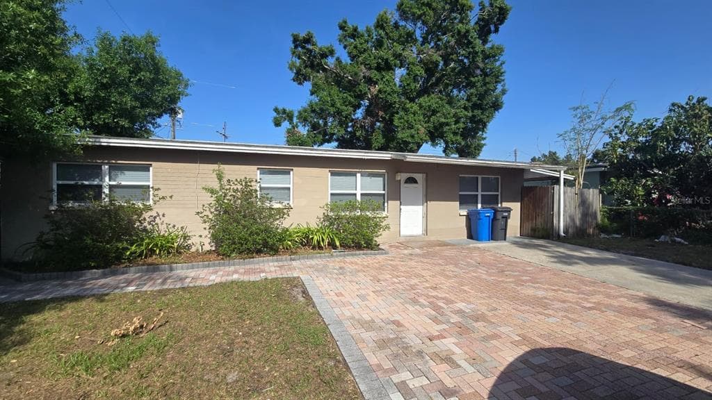 4915 EL DORADO DRIVE TAMPA, FL 33615