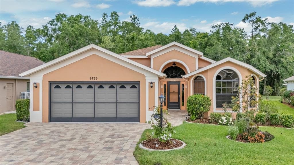 9735 CONSERVATION DRIVE NEW PORT RICHEY, FL 34655