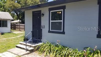 2825 58TH AVENUE N UNIT B ST PETERSBURG, FL 33714