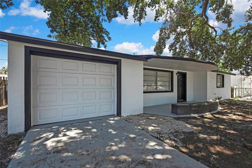 5053 LOFTON DRIVE NEW PORT RICHEY, FL 34652