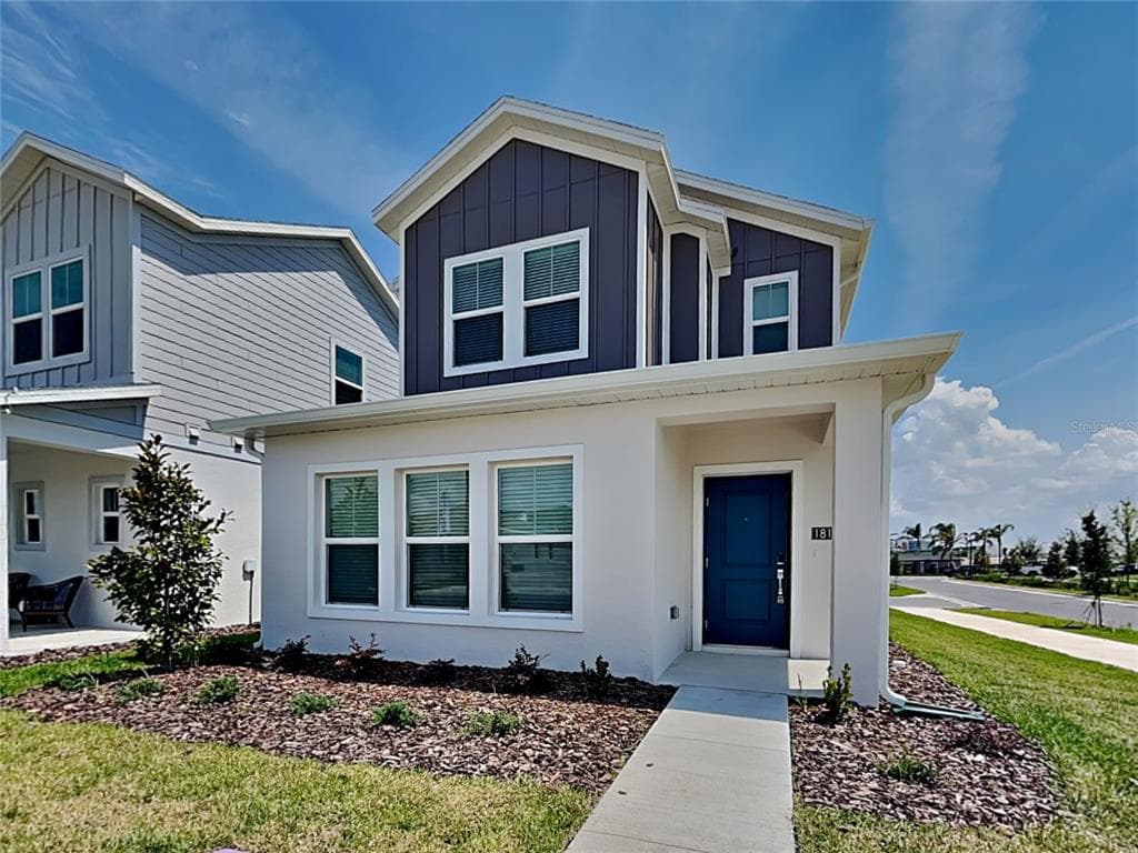 1818 RIDER RAIN LANE APOPKA, FL 32703