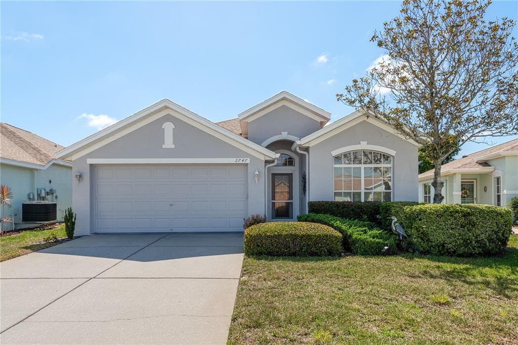2747 WOOD POINTE DRIVE