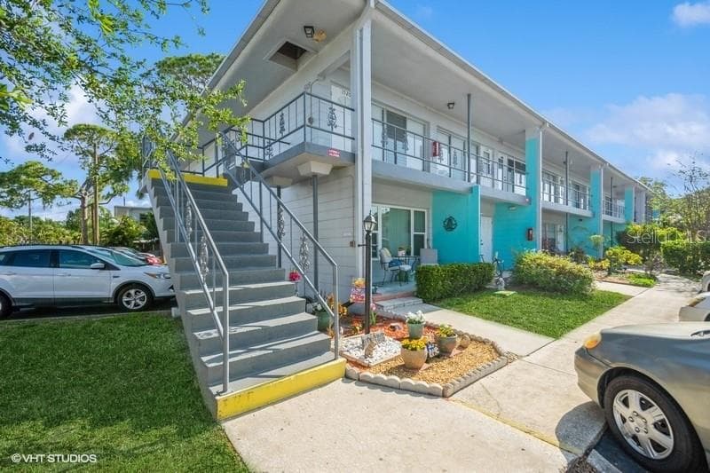 4325 58TH WAY N UNIT 1527