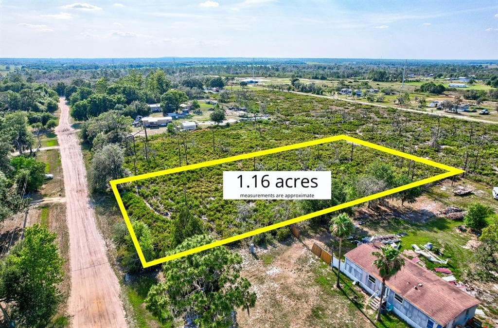 GREYHOUND AVENUE LAKE WALES, FL 33859