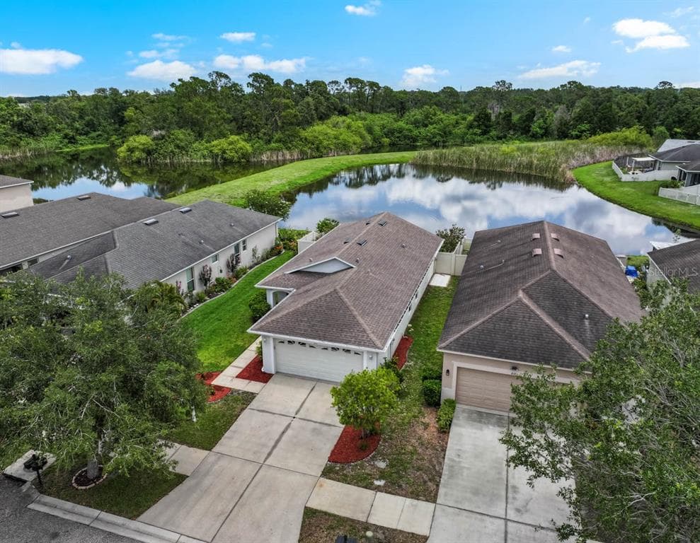 816 COLLEGE CHASE DRIVE RUSKIN, FL 33570