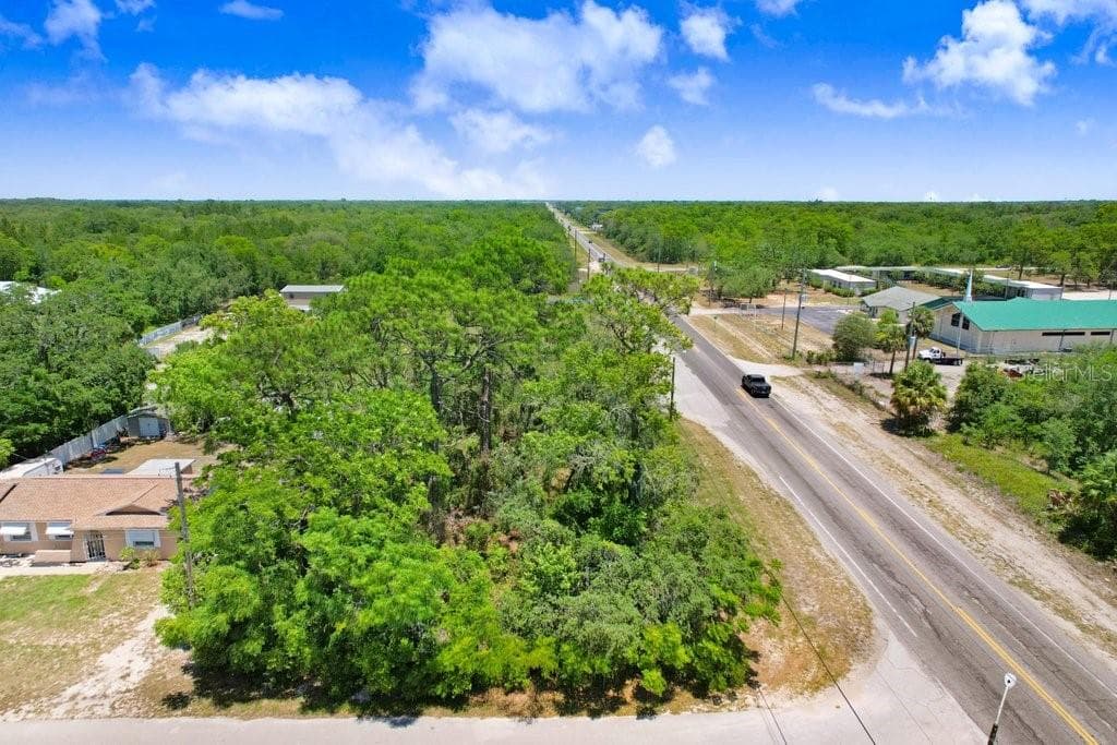 94 CANDLEWICK AVENUE SPRING HILL, FL 34608