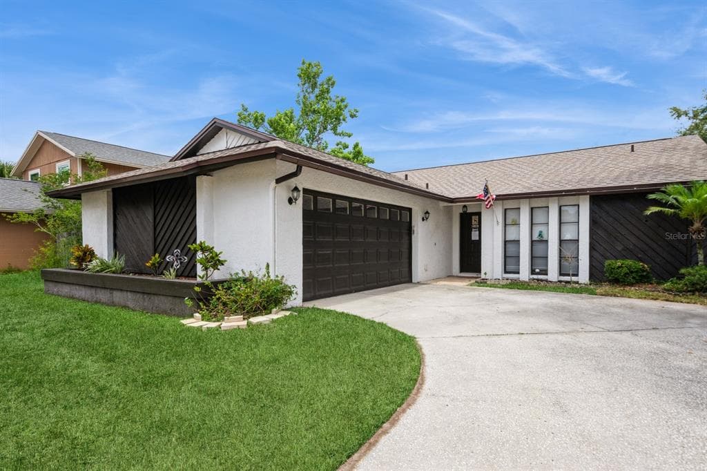 15801 COTTONTAIL PLACE TAMPA, FL 33624