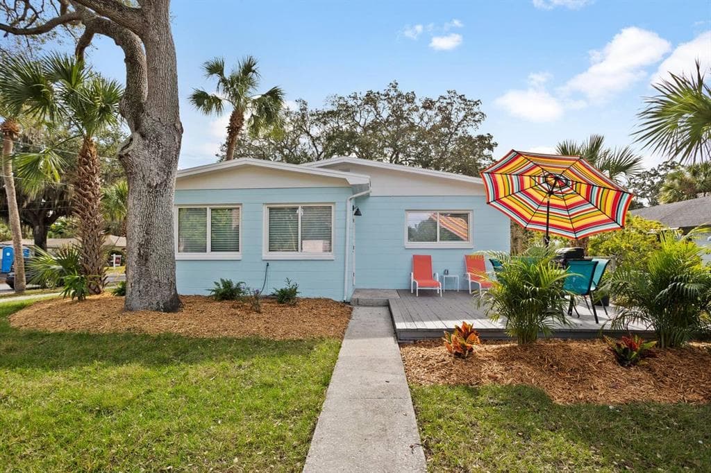 5202 28TH AVENUE S GULFPORT, FL 33707