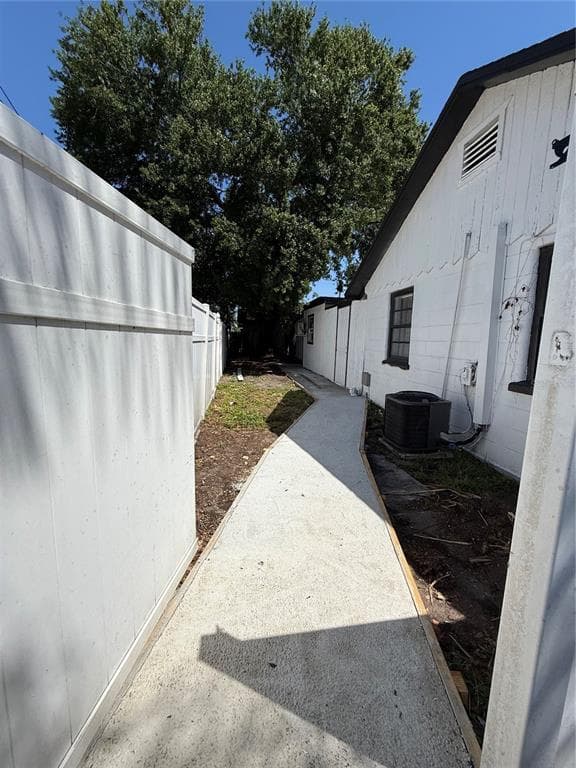 3417 W SAINT CONRAD STREET UNIT D TAMPA, FL 33607