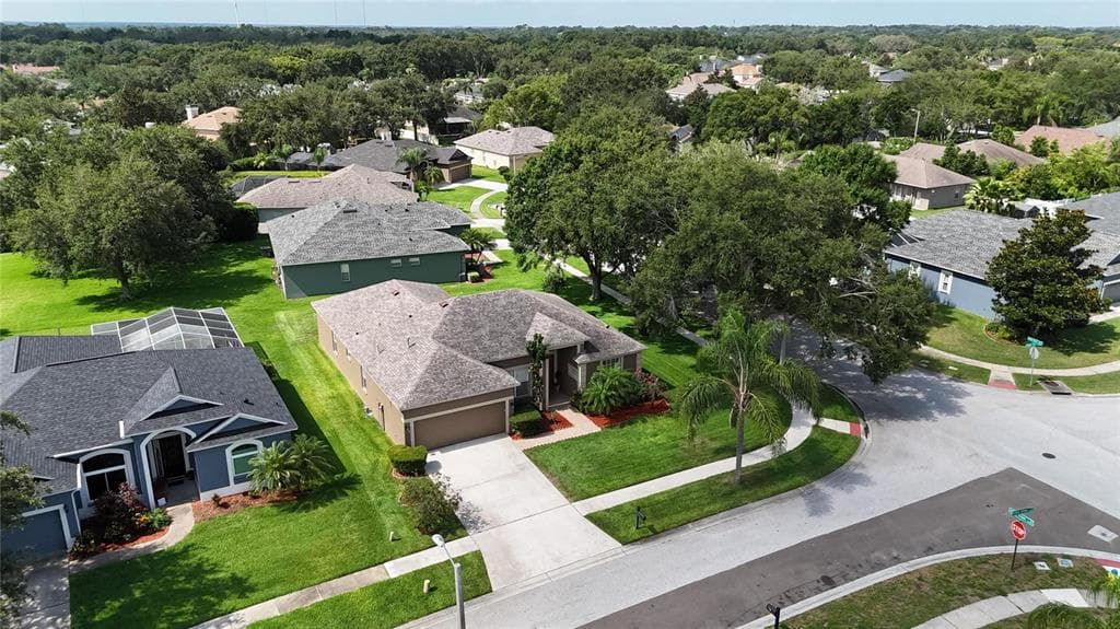 2803 ABBEY GROVE DRIVE VALRICO, FL 33594
